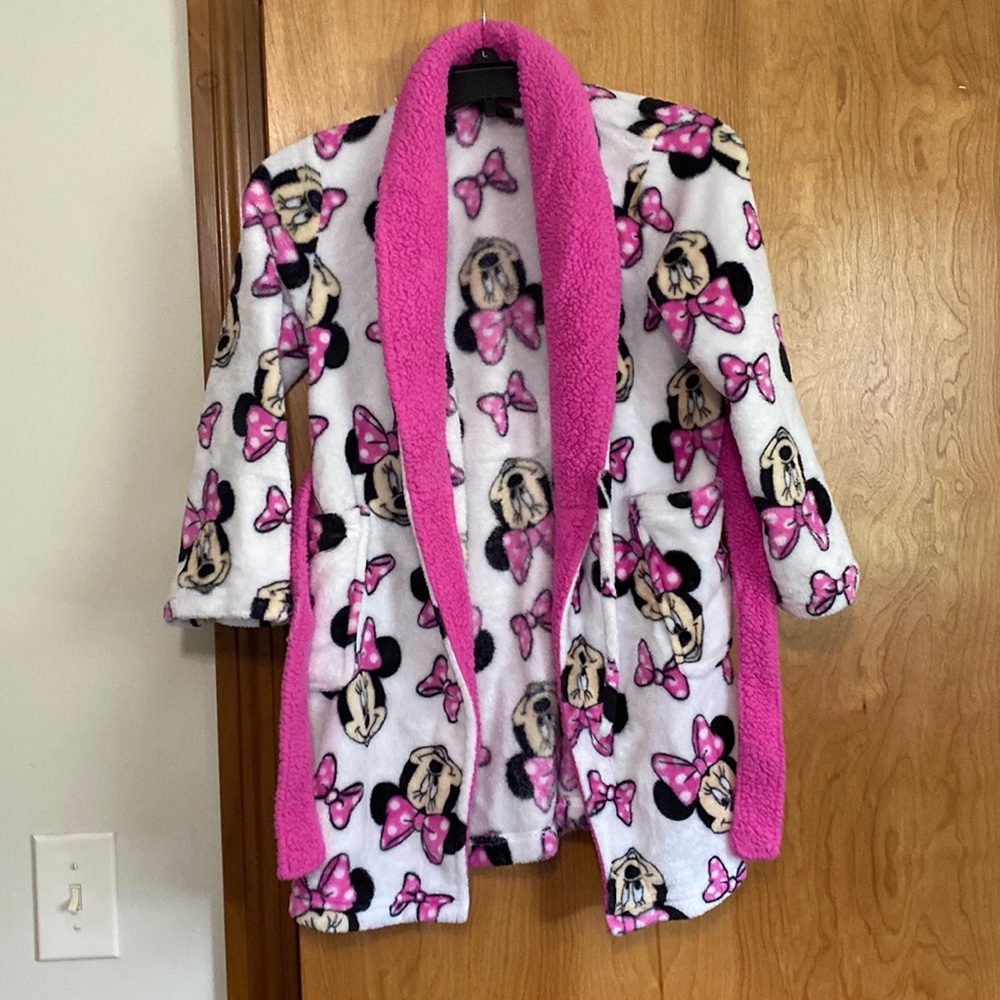 Disney Minnie Mouse bathrobe